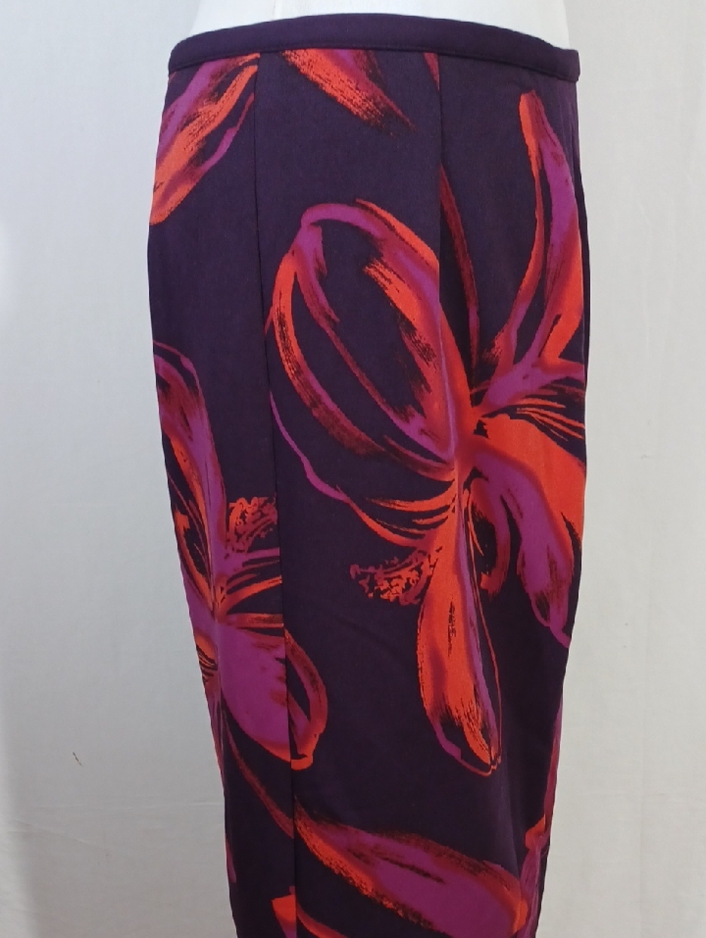 Worthington Purple Tank Top with Matching Skirt Subtle Red Accent NWT - Picture 13 of 15